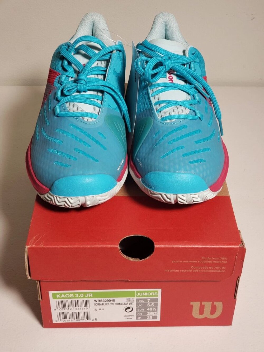 Wilson Kaos 3.0 Scuba Blue Love Potion Clear Water Youth Size 4